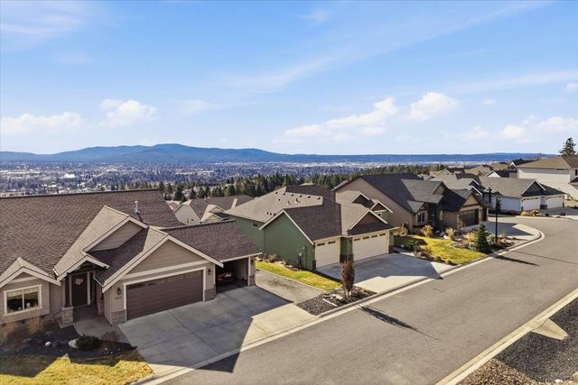 8814 E Ridgeline Ln, Spokane, WA 99217