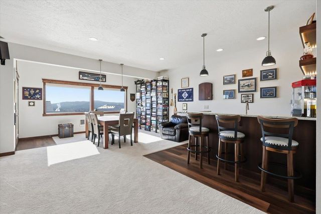 8814 E Ridgeline Ln, Spokane, WA 99217