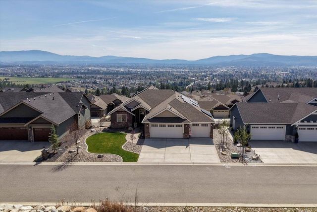 8814 E Ridgeline Ln, Spokane, WA 99217