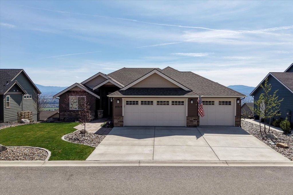 8814 E Ridgeline Ln, Spokane, WA 99217