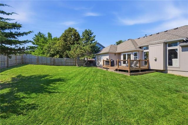 4421 SW Hillside Drive, Lee's Summit, MO 64082