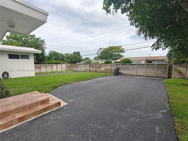 3410 Cleveland St, Hollywood, FL 33021
