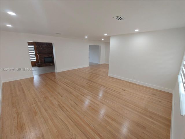 3410 Cleveland St, Hollywood, FL 33021