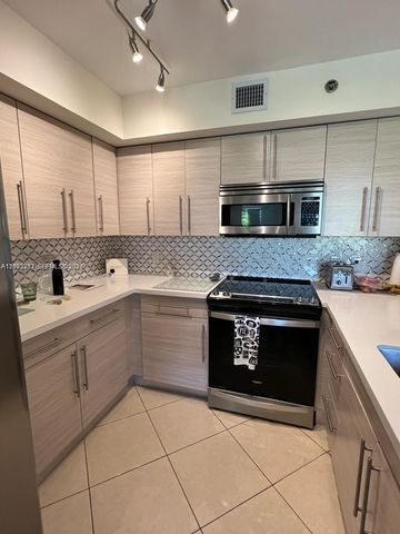 19901 E Country Club Drive 2505, Aventura, FL 33180