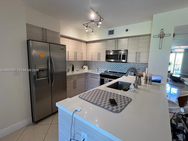 19901 E Country Club Drive 2505, Aventura, FL 33180