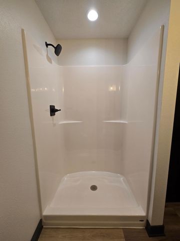 707 Council Court, Ellendale, MN 56026