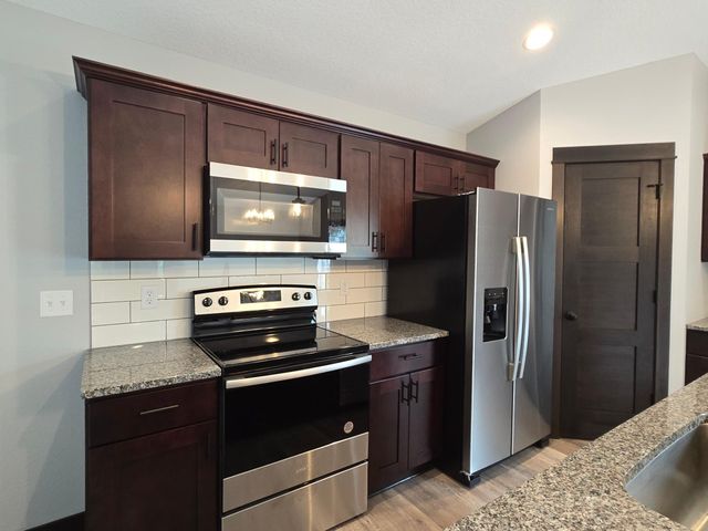 707 Council Court, Ellendale, MN 56026