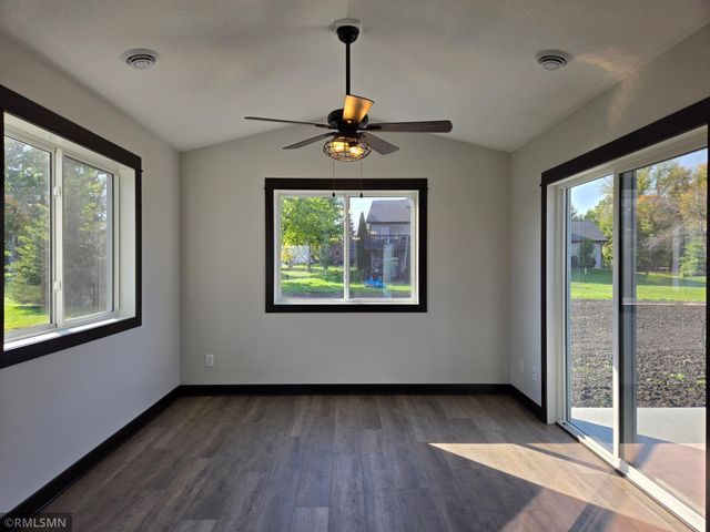 707 Council Court, Ellendale, MN 56026