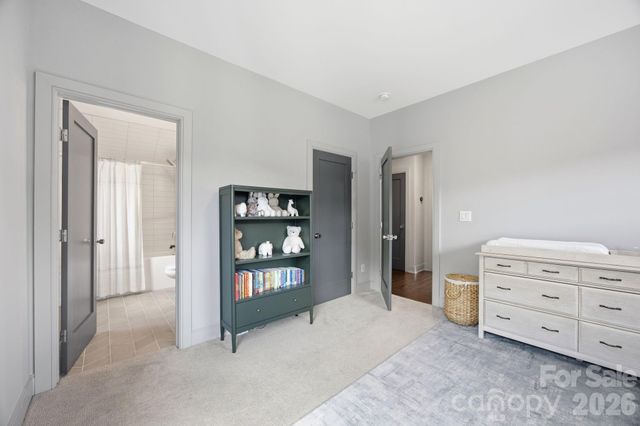 1026 Polaris Way, Charlotte, NC 28205
