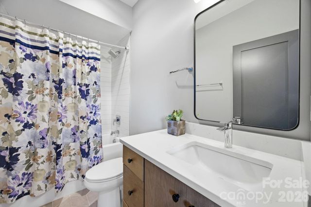 1026 Polaris Way, Charlotte, NC 28205