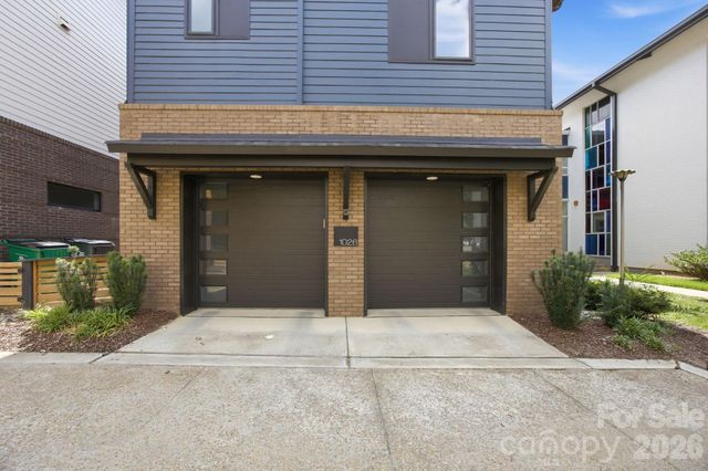 1026 Polaris Way, Charlotte, NC 28205