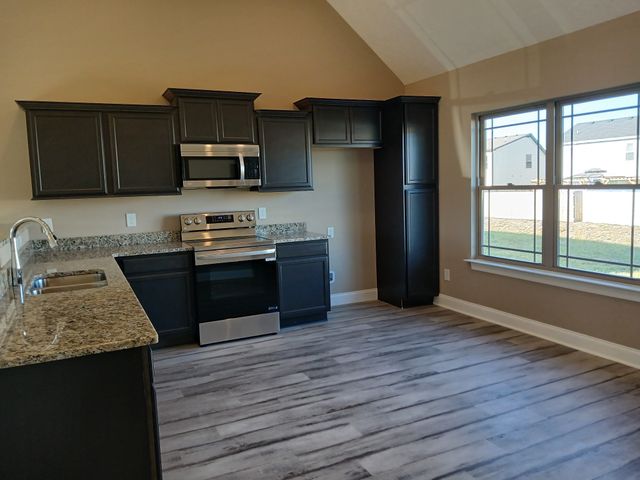 3001 Upstream Road, Christiana, TN 37037