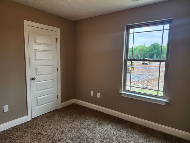 3001 Upstream Road, Christiana, TN 37037