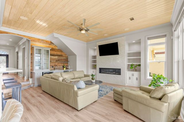 43 Port Royal Way, Pensacola, FL 32502