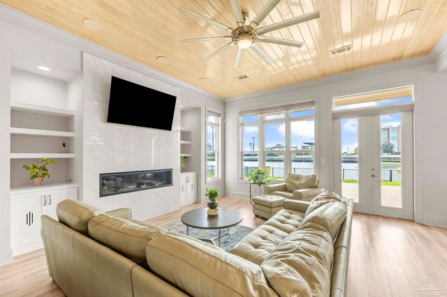 43 Port Royal Way, Pensacola, FL 32502