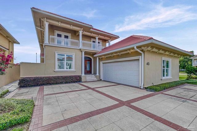 43 Port Royal Way, Pensacola, FL 32502