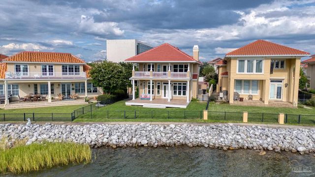 43 Port Royal Way, Pensacola, FL 32502