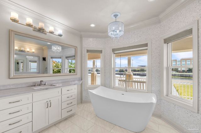 43 Port Royal Way, Pensacola, FL 32502