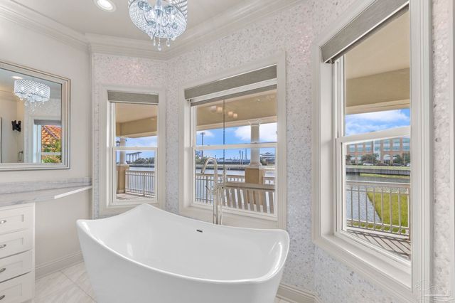 43 Port Royal Way, Pensacola, FL 32502