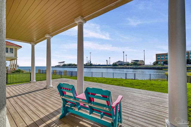 43 Port Royal Way, Pensacola, FL 32502