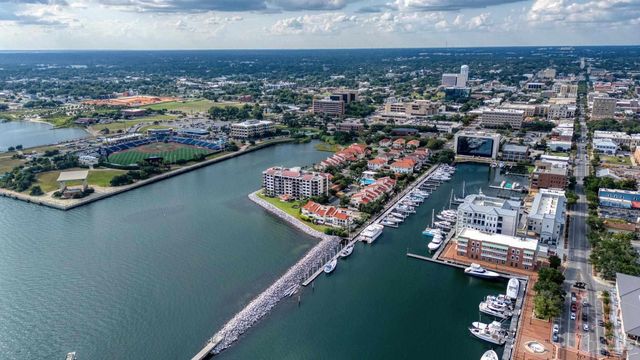 43 Port Royal Way, Pensacola, FL 32502