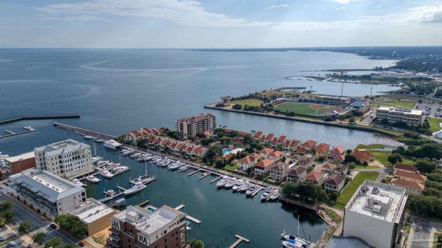 43 Port Royal Way, Pensacola, FL 32502