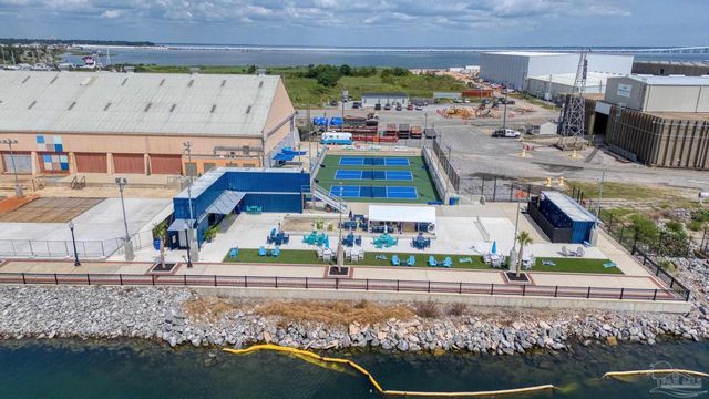 43 Port Royal Way, Pensacola, FL 32502