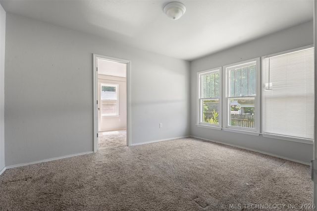 128 S Adair, Vinita, OK 74301