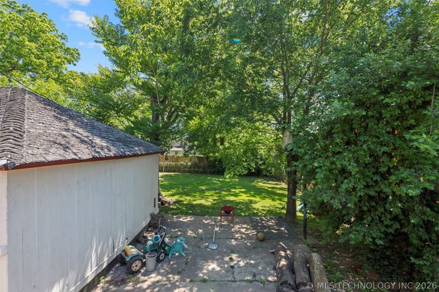 128 S Adair, Vinita, OK 74301