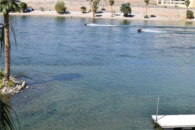 211 Moser Avenue 204, Bullhead City, AZ 86429