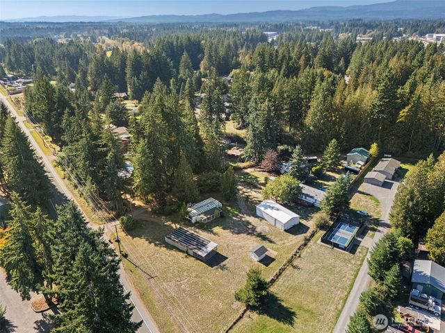 9427 Case Road SW, Olympia, WA 98512