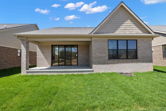 5872 Willow Grove Drive, Troy, MI 48085