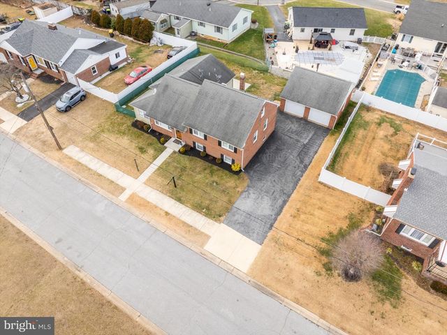 105 W KEYSTONE AVE, Wilmington, DE 19804