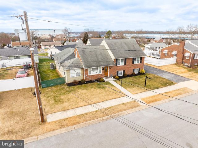 105 W KEYSTONE AVE, Wilmington, DE 19804