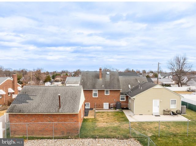 105 W KEYSTONE AVE, Wilmington, DE 19804