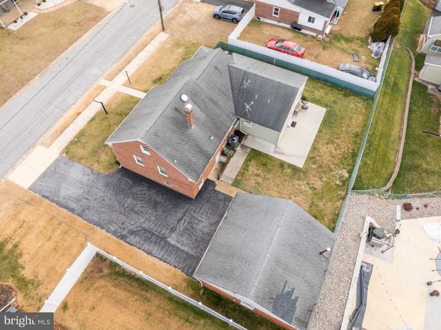 105 W KEYSTONE AVE, Wilmington, DE 19804