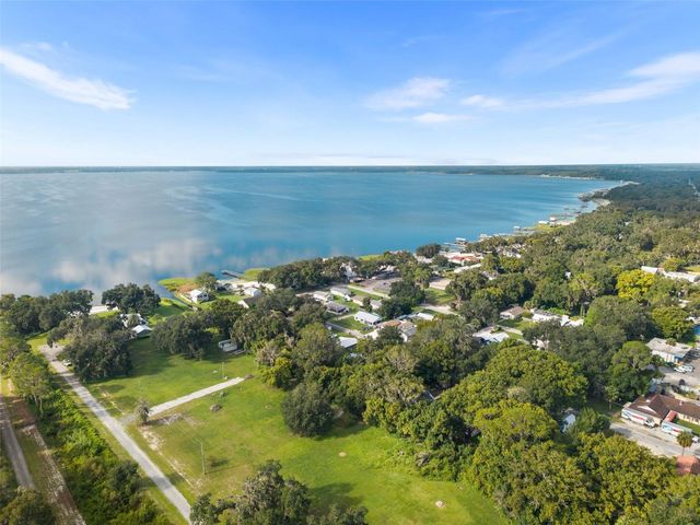 12405 SE 135TH TERRACE, Ocklawaha, FL 32179