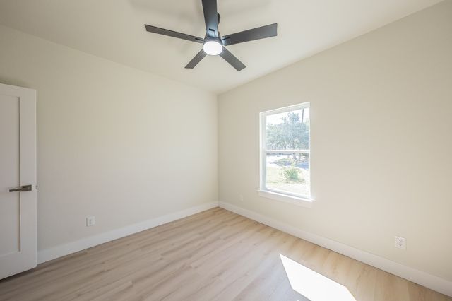 1019 Newby Avenue, Bridgeport, TX 76426
