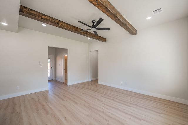1019 Newby Avenue, Bridgeport, TX 76426