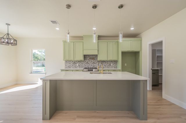 1019 Newby Avenue, Bridgeport, TX 76426