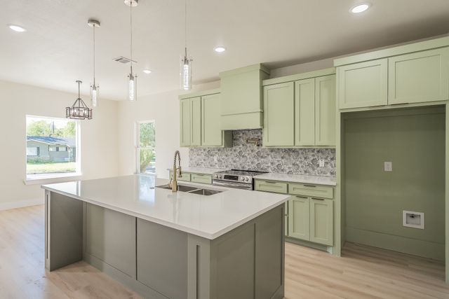 1019 Newby Avenue, Bridgeport, TX 76426