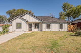 1019 Newby Avenue, Bridgeport, TX 76426