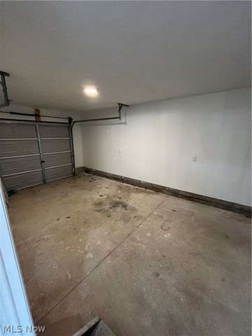 3539 Dunstan Drive, Warren, OH 44485