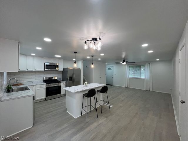 3539 Dunstan Drive, Warren, OH 44485
