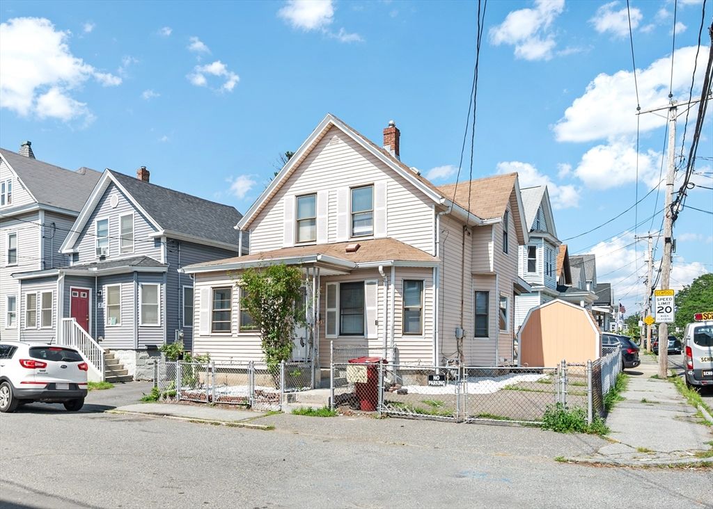 1 Dalton St, Lowell, MA 01850