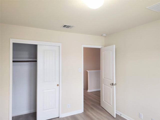 103 Hawkins CT, Hutto, TX 78634