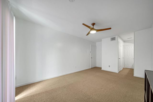 10732 Briar Forest Drive 37, Houston, TX 77042