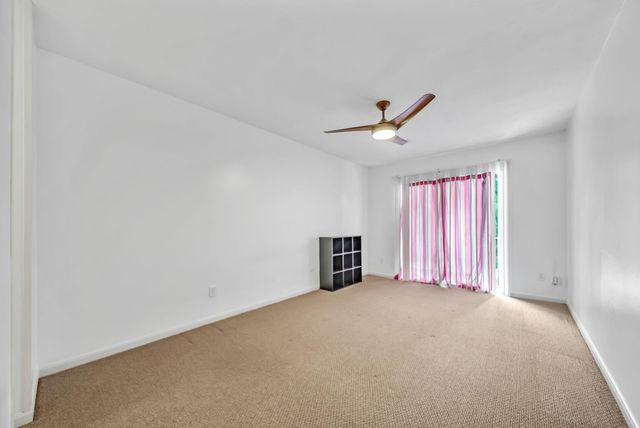 10732 Briar Forest Drive 37, Houston, TX 77042
