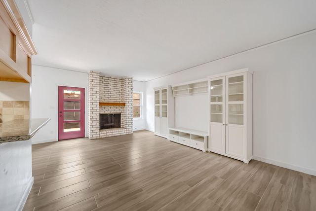 10732 Briar Forest Drive 37, Houston, TX 77042