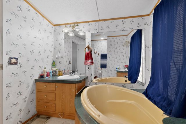 101 Garner Drive, Mabank, TX 75156